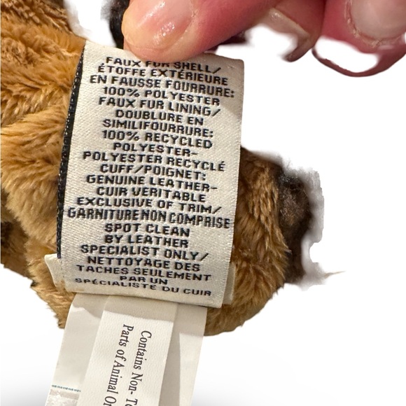 Men’s UGG® ELIAS UGGFLUFF MITTENS - Picture 6 of 7